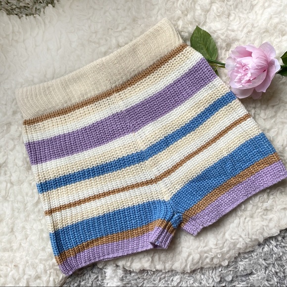 Knit Sweater Shorts - Picture 3 of 5